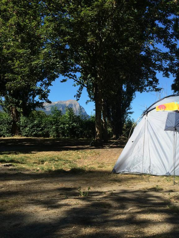 Camping Les Grillons Hotel Embrun Luaran gambar